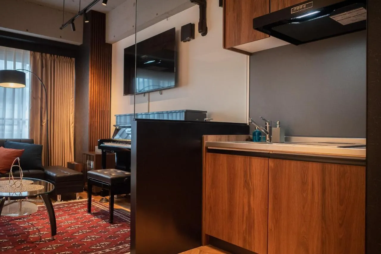 Acoustic Garage Apartment Tokyo