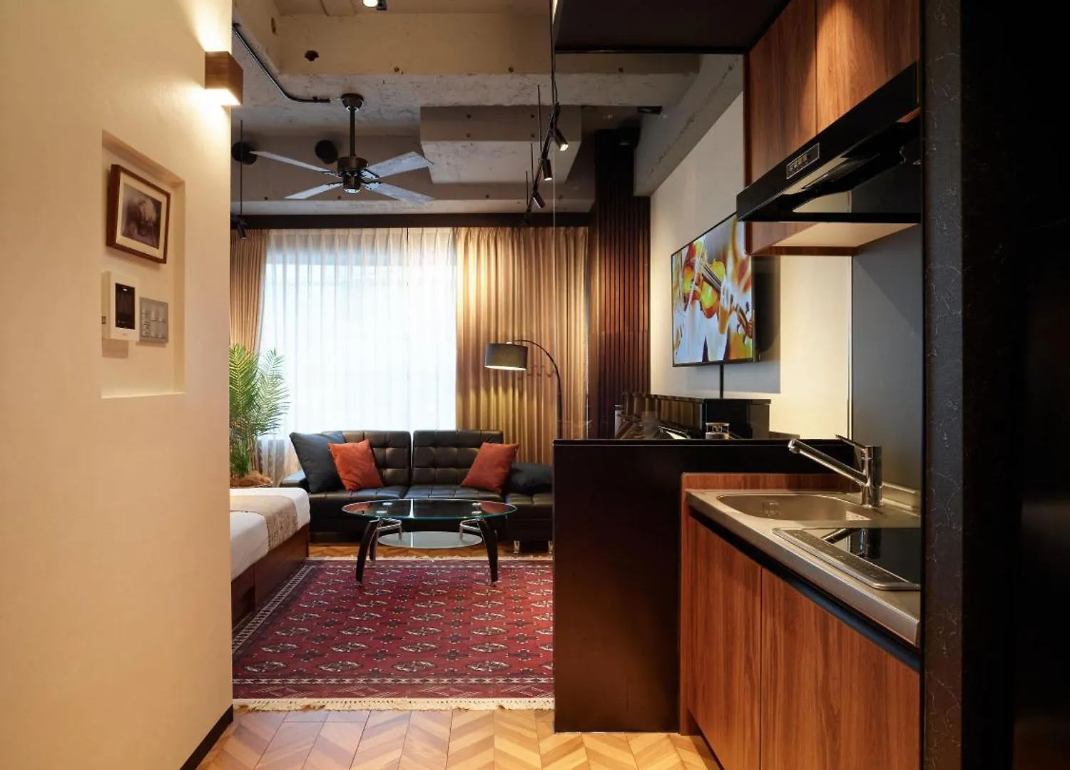 Acoustic Garage Apartment Tokyo