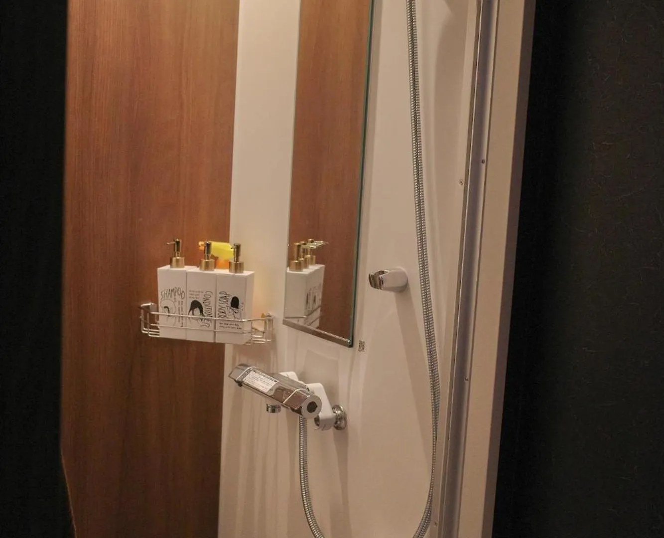 Apartmán Acoustic Garage Prefektura Tokio 0*,  Japonsko